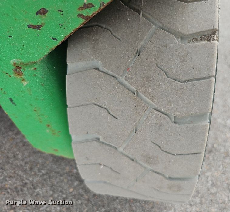 image for item MD9940 2012 Genie GS-2632  scissor lift