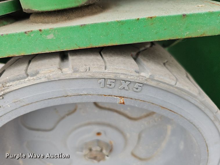 image for item MD9940 2012 Genie GS-2632  scissor lift