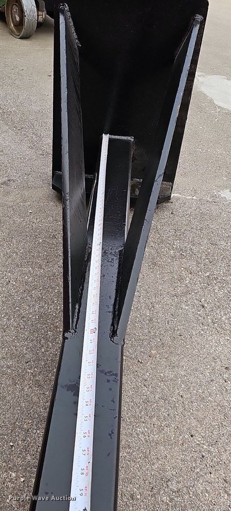 image for item MD9943 84" L boom