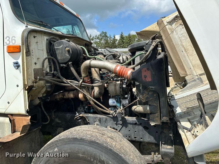 image for item MQ9292 1997 International 2554  dump truck