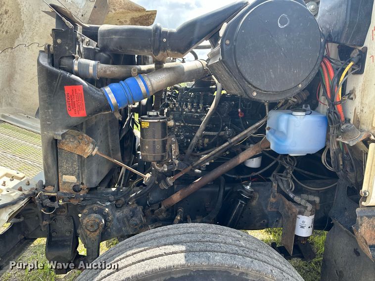 image for item MQ9292 1997 International 2554  dump truck