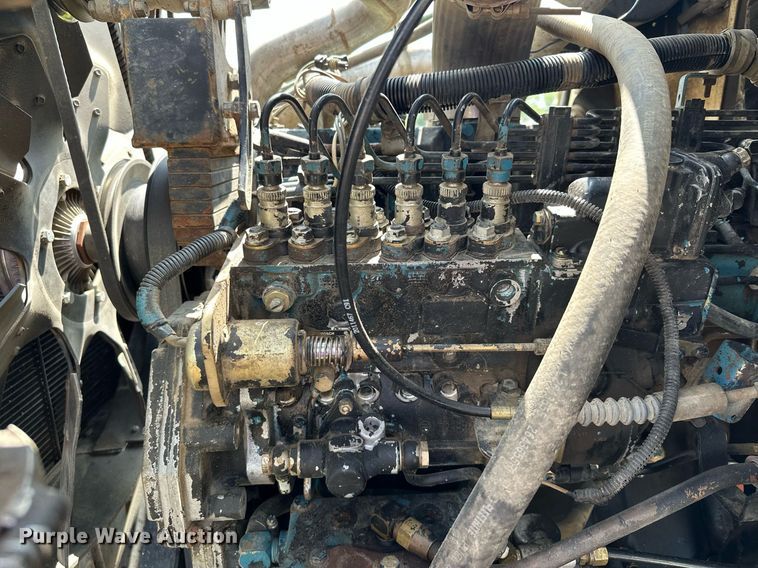 image for item MQ9292 1997 International 2554  dump truck