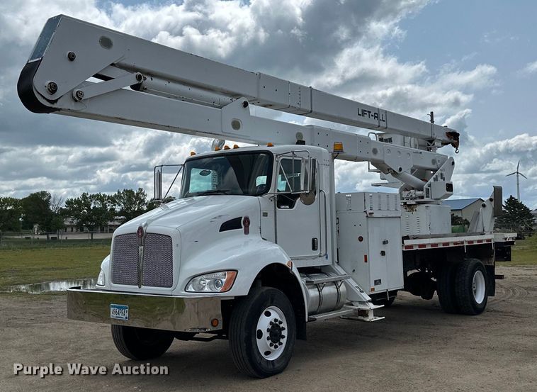 image for item MQ9293 2010 Kenworth T370  bucket truck