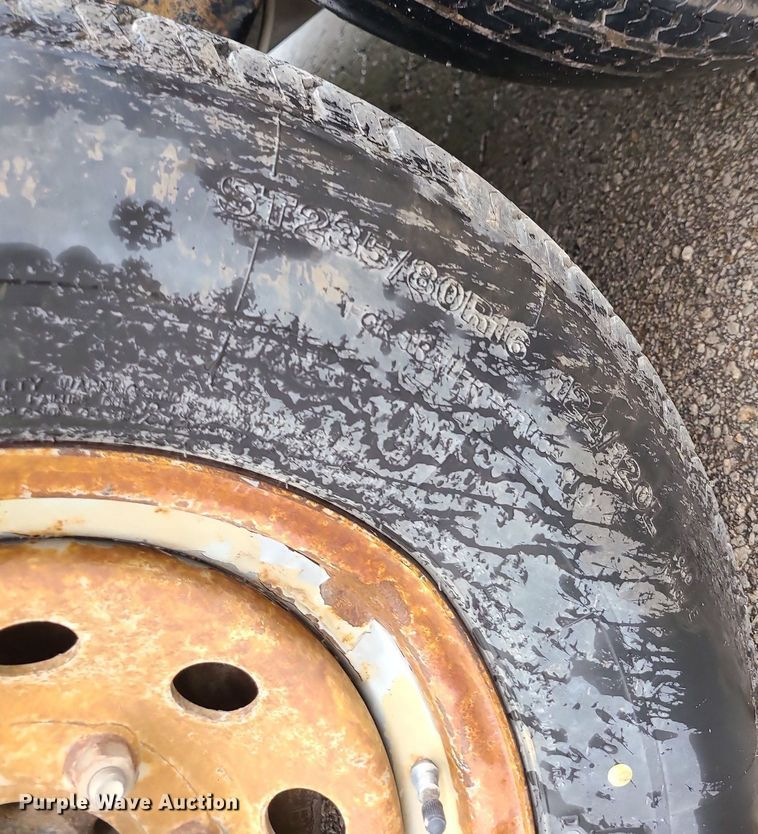 image for item MQ9543 2011 Titan  dump trailer