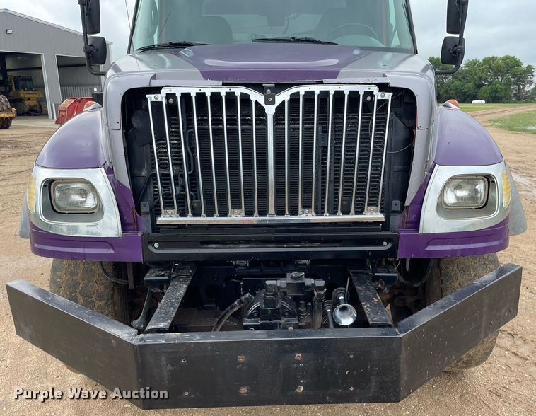 image for item MS9573 2007 International 7600  dump truck