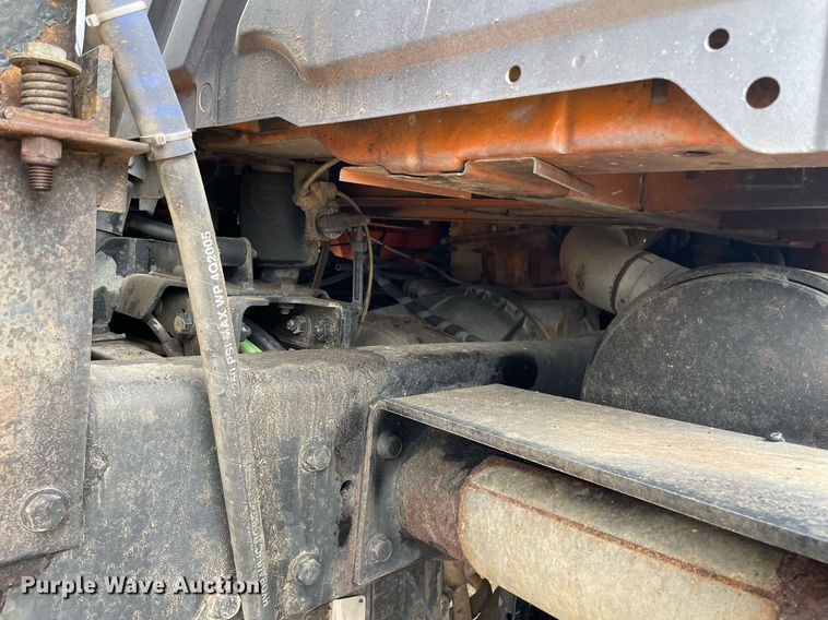 image for item MS9573 2007 International 7600  dump truck