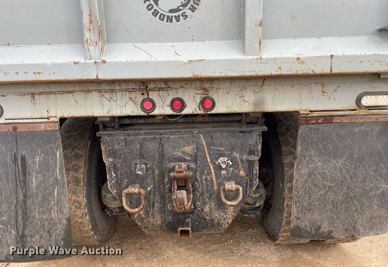 image for item MS9573 2007 International 7600  dump truck