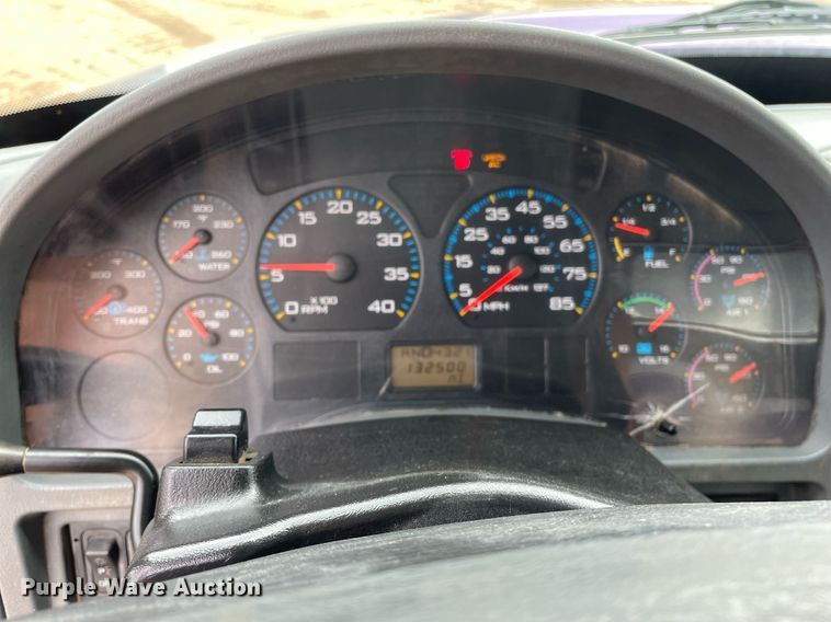 image for item MS9573 2007 International 7600  dump truck