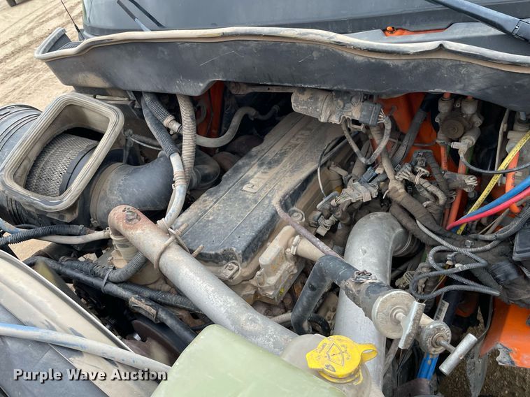 image for item MS9573 2007 International 7600  dump truck