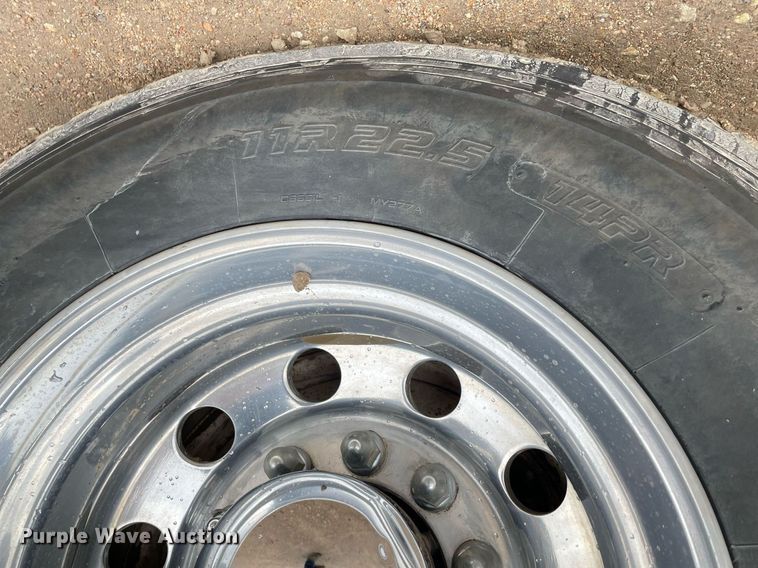 image for item MS9573 2007 International 7600  dump truck