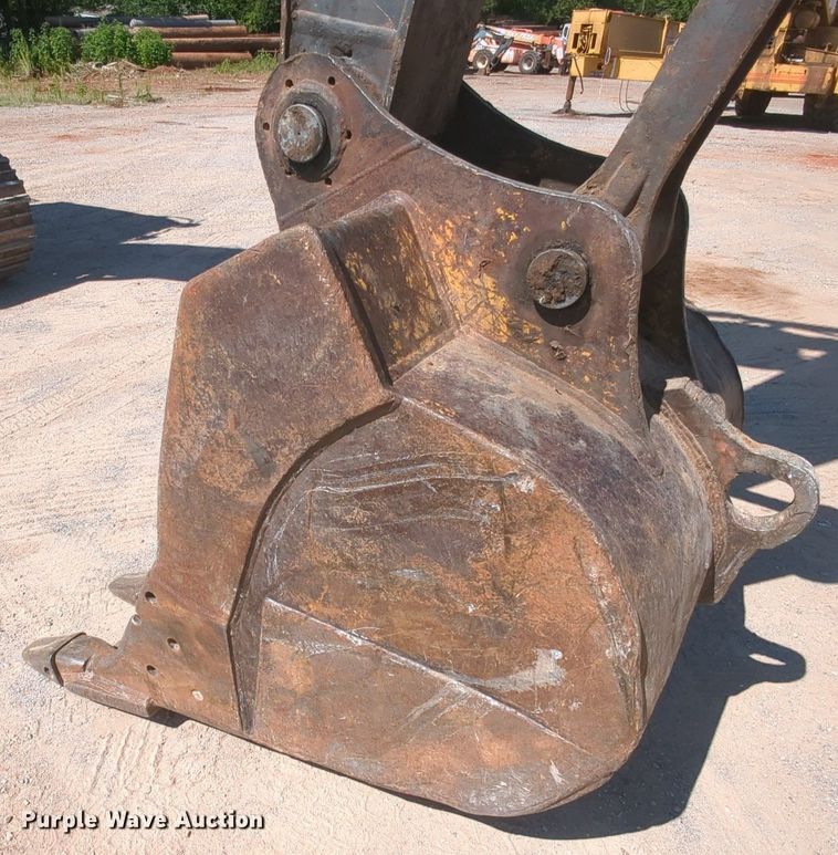 image for item MY9485 2017 John Deere 210G LC  excavator