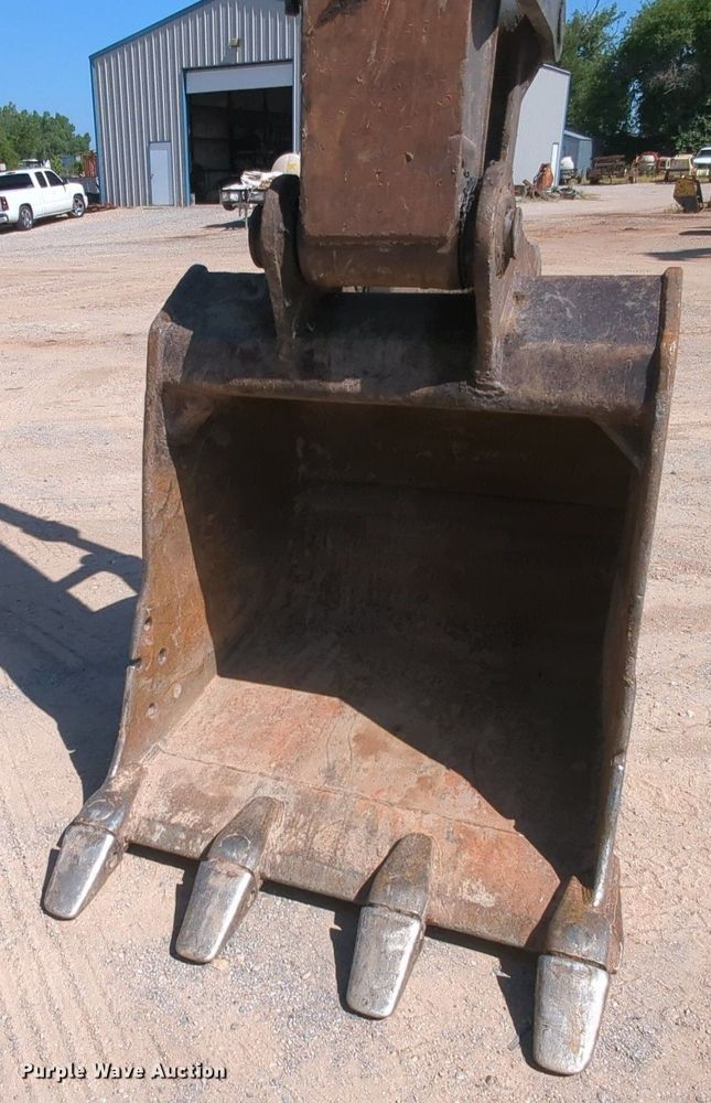 image for item MY9485 2017 John Deere 210G LC  excavator