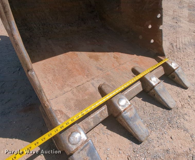 image for item MY9485 2017 John Deere 210G LC  excavator