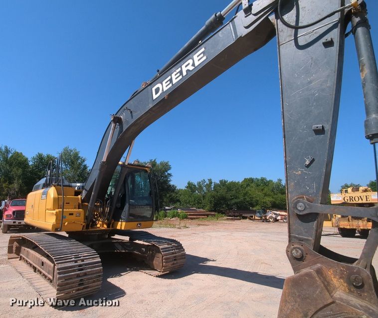 image for item MY9485 2017 John Deere 210G LC  excavator