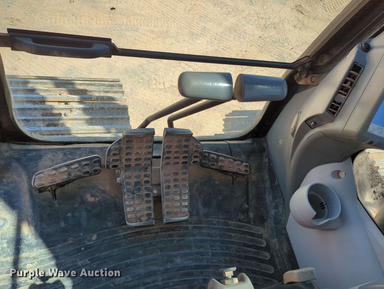 image for item MY9485 2017 John Deere 210G LC  excavator