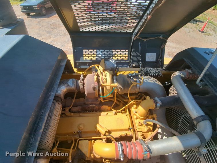 image for item MY9485 2017 John Deere 210G LC  excavator