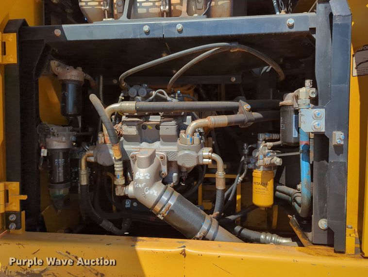 image for item MY9485 2017 John Deere 210G LC  excavator