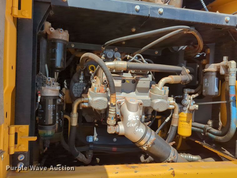 image for item MY9485 2017 John Deere 210G LC  excavator