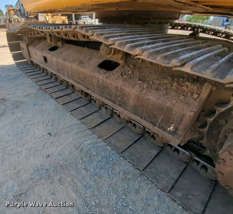 image for item MY9485 2017 John Deere 210G LC  excavator