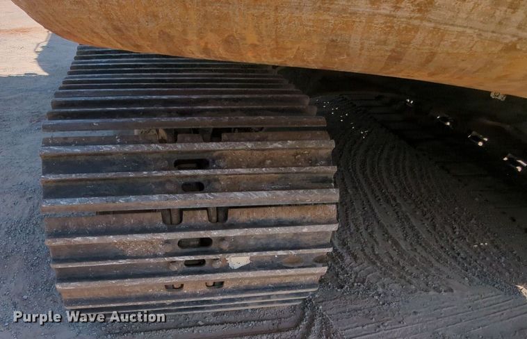 image for item MY9485 2017 John Deere 210G LC  excavator