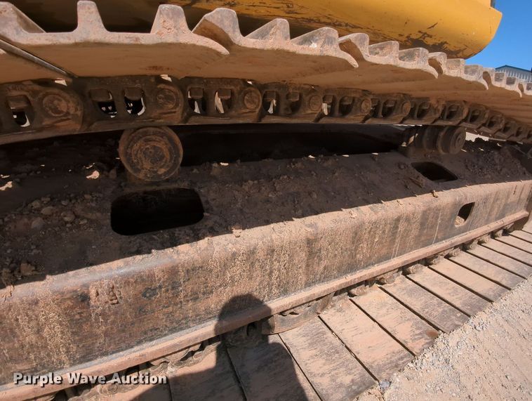 image for item MY9485 2017 John Deere 210G LC  excavator