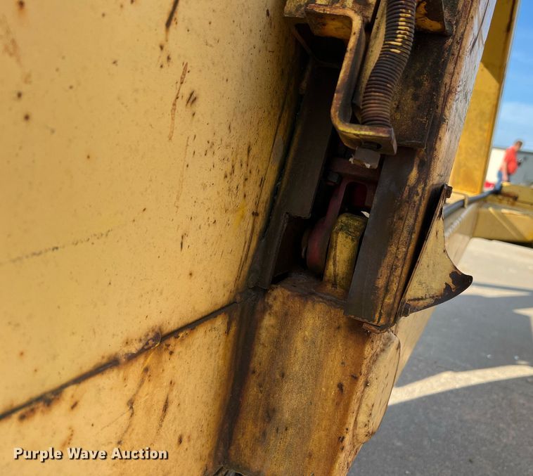 image for item NA9006 1997 Redi Haul RH418RTE  reel trailer