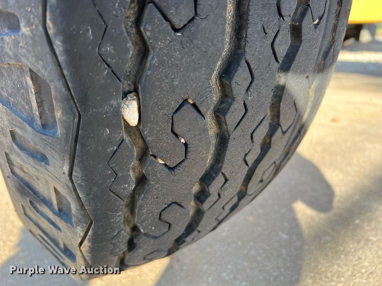 image for item NA9006 1997 Redi Haul RH418RTE  reel trailer