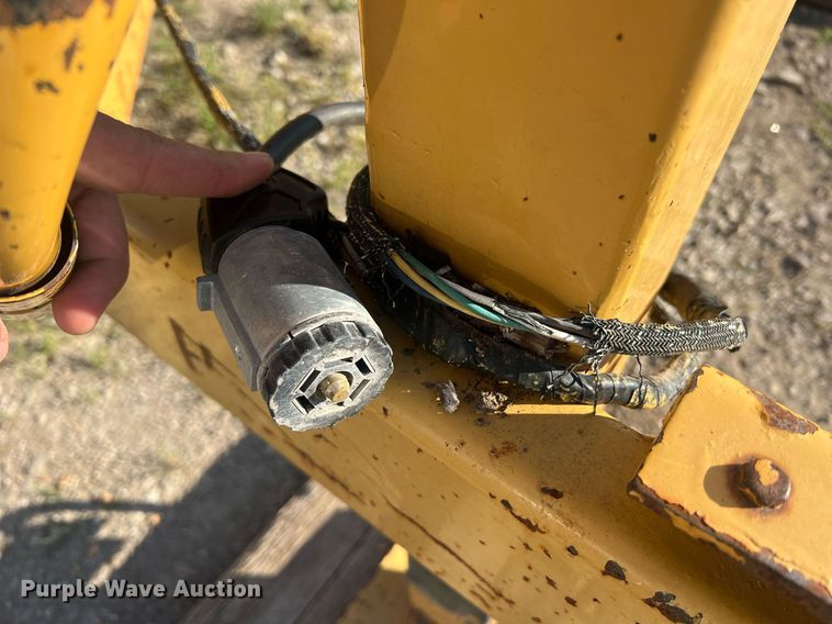 image for item NA9018 1998 Vermeer BC1230  wood chipper