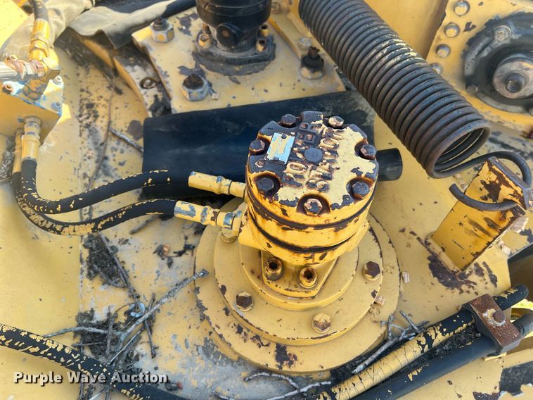 image for item NA9018 1998 Vermeer BC1230  wood chipper