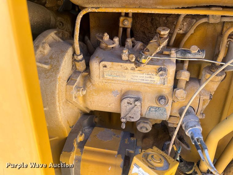 image for item NA9018 1998 Vermeer BC1230  wood chipper