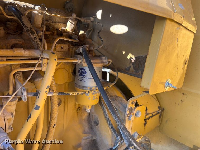 image for item NA9018 1998 Vermeer BC1230  wood chipper