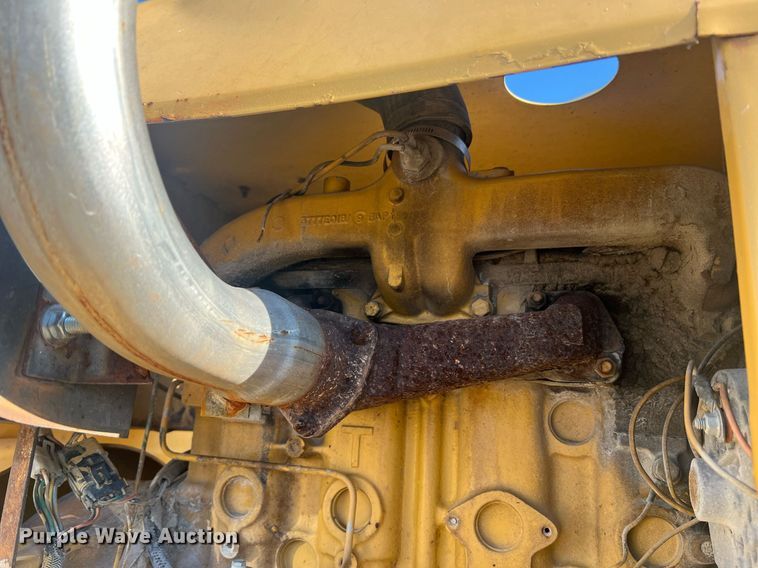 image for item NA9018 1998 Vermeer BC1230  wood chipper