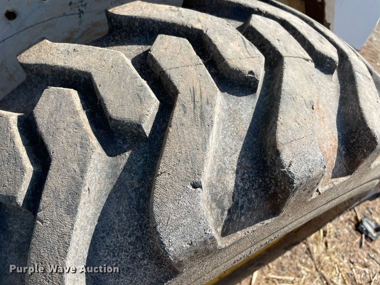 image for item NB9104 Bobcat  skid steer loader