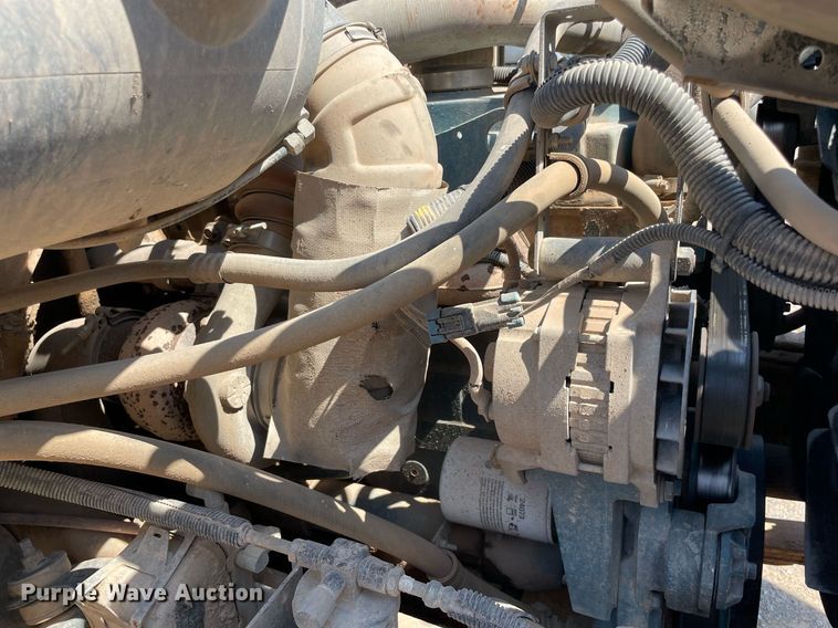 image for item NB9106 2000 International 4900  dump truck