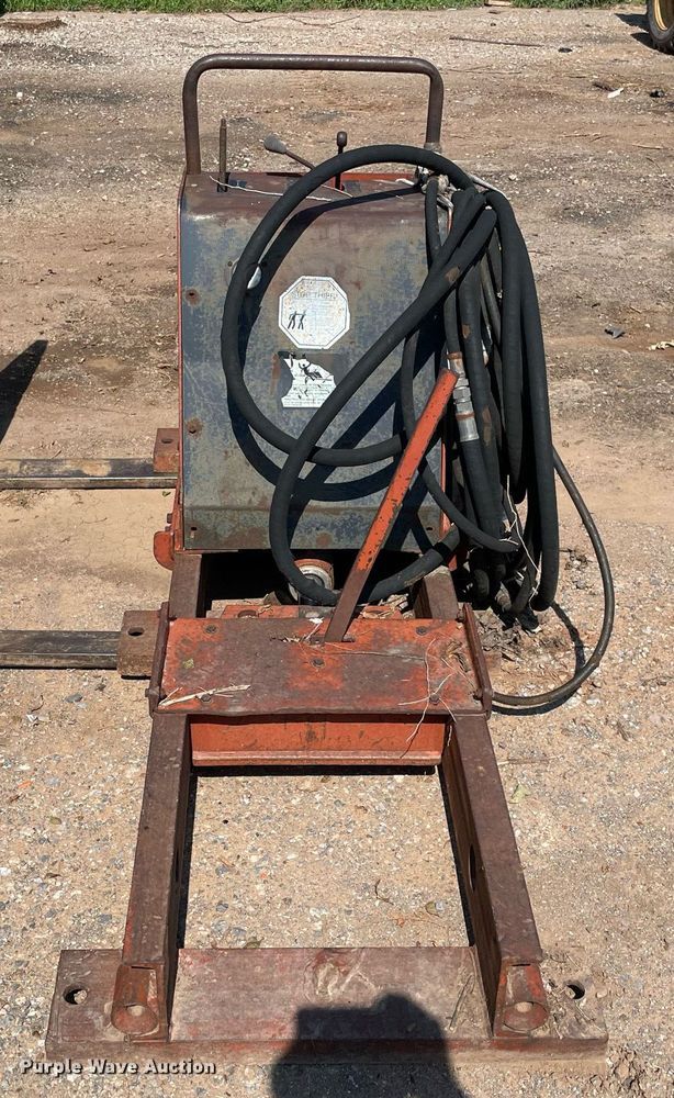 image for item NB9109 Ditch Witch 210EA  earth auger