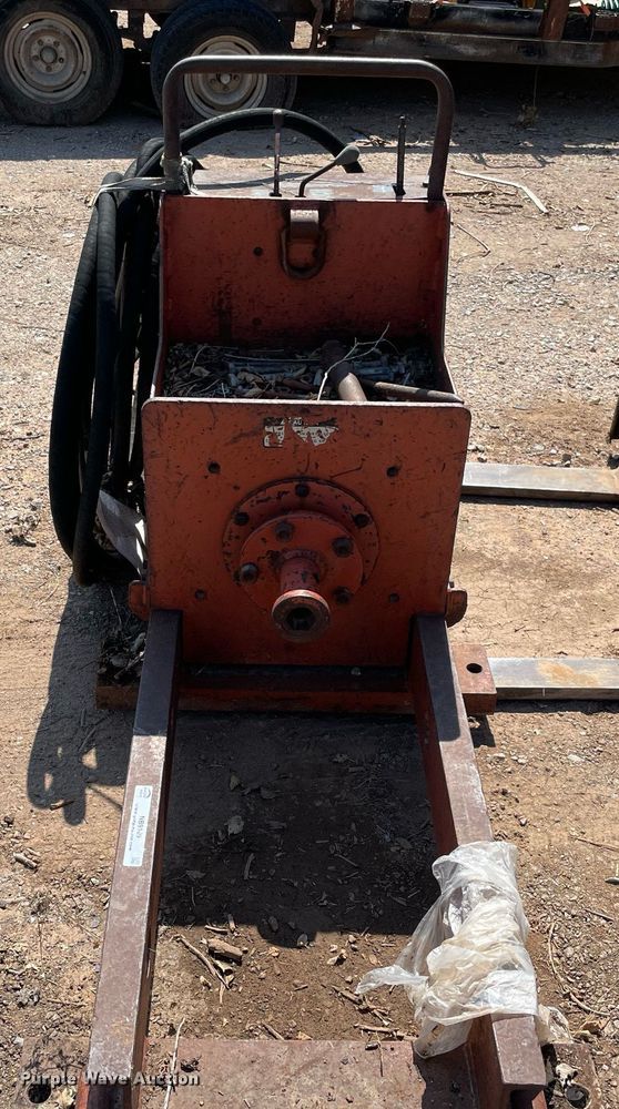 image for item NB9109 Ditch Witch 210EA  earth auger