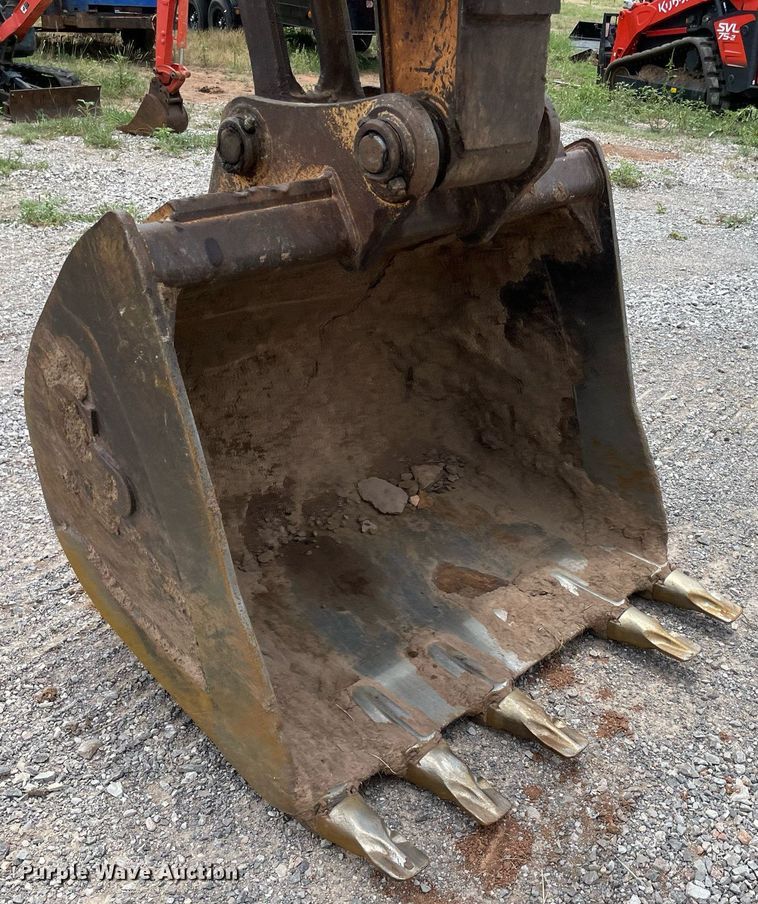 image for item NB9116 2003 Case CX130  excavator