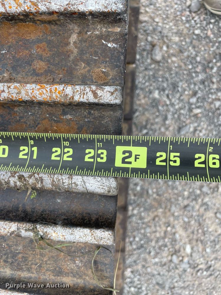 image for item NB9116 2003 Case CX130  excavator