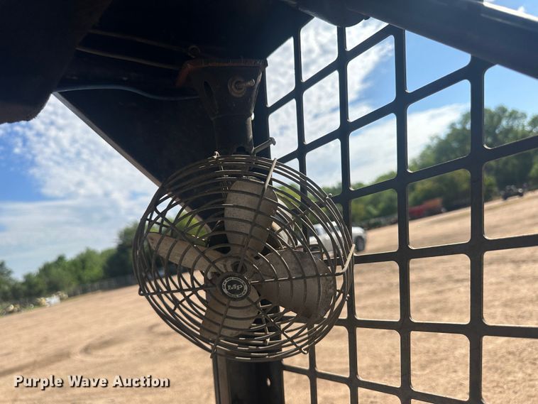 image for item NM9441 1991 Bobcat 542B  skid steer loader