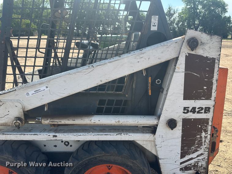 image for item NM9441 1991 Bobcat 542B  skid steer loader