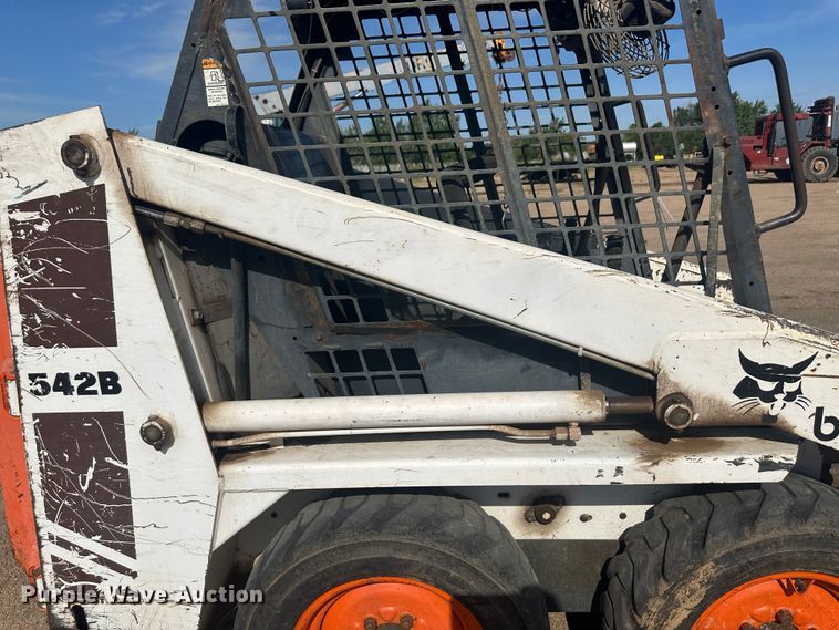 image for item NM9441 1991 Bobcat 542B  skid steer loader