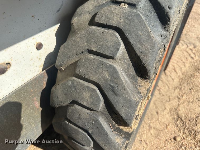 image for item NM9441 1991 Bobcat 542B  skid steer loader