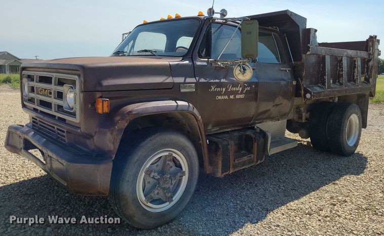 image for item NX9632 1974 GMC 6500  Crew Cab dump truck