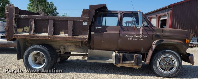image for item NX9632 1974 GMC 6500  Crew Cab dump truck