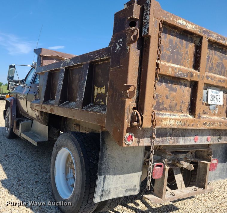 image for item NX9632 1974 GMC 6500  Crew Cab dump truck