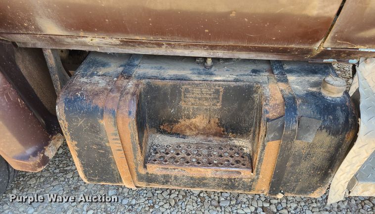image for item NX9632 1974 GMC 6500  Crew Cab dump truck