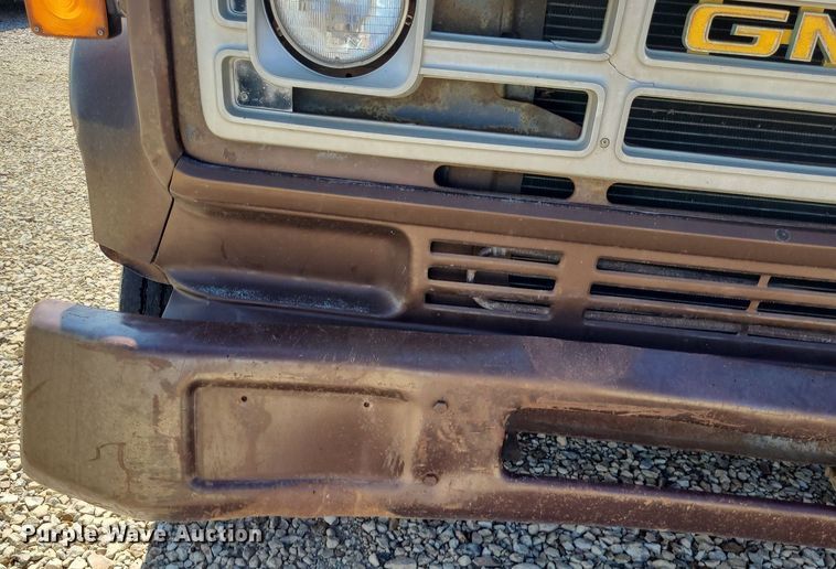 image for item NX9632 1974 GMC 6500  Crew Cab dump truck