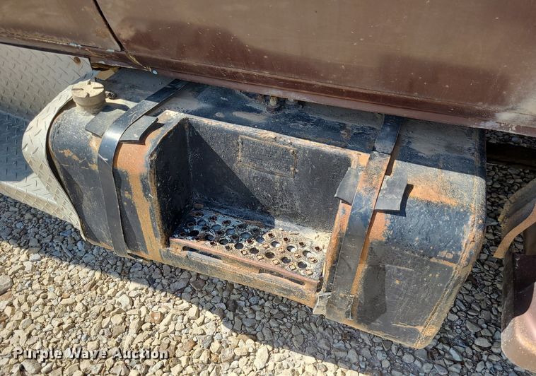 image for item NX9632 1974 GMC 6500  Crew Cab dump truck