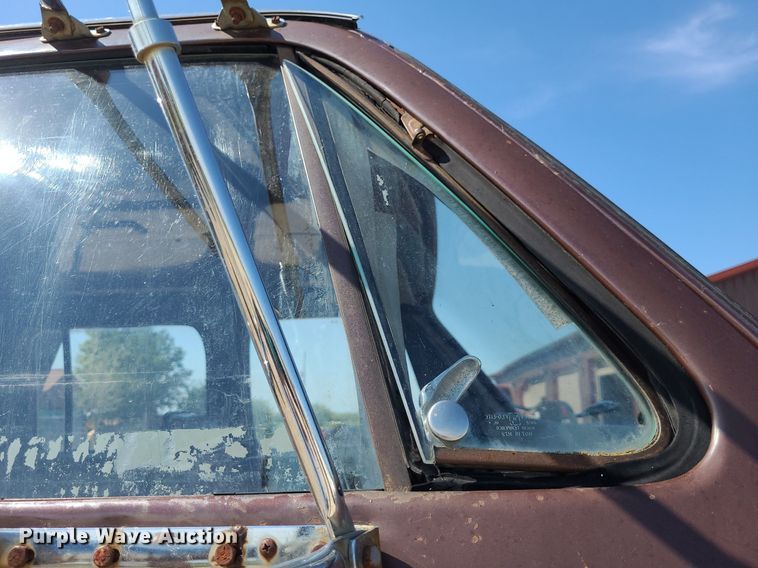 image for item NX9632 1974 GMC 6500  Crew Cab dump truck