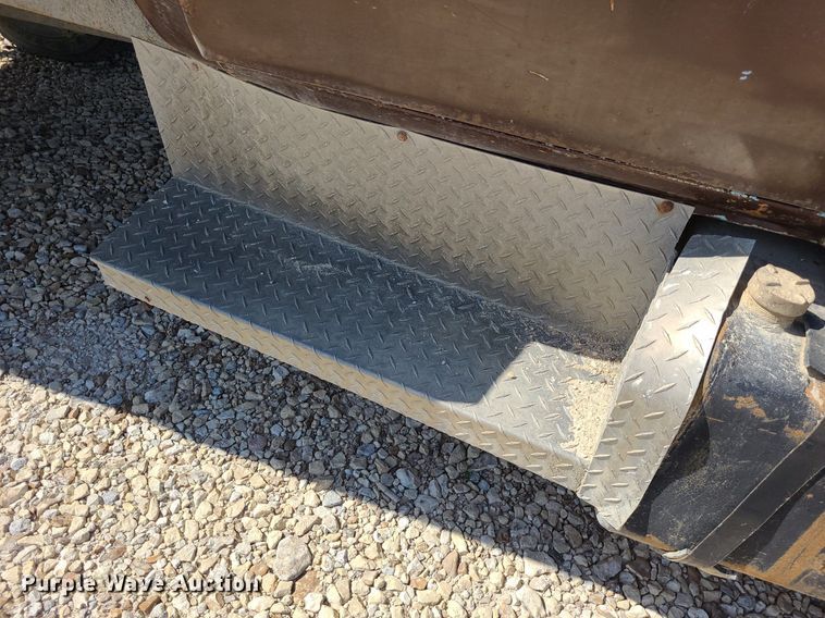 image for item NX9632 1974 GMC 6500  Crew Cab dump truck